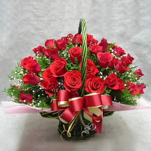 30 Romantic Red Roses Basket